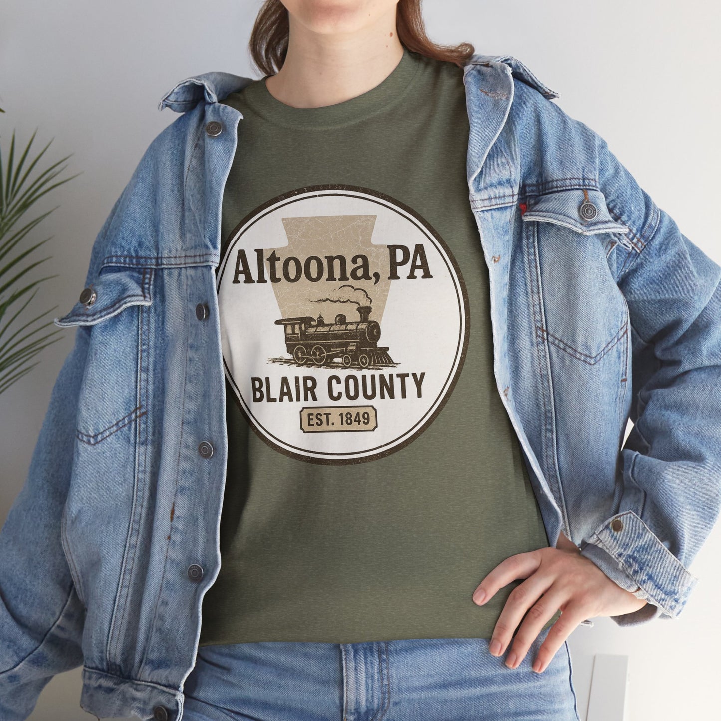 Altoona PA Vintage T-Shirt with Train Design