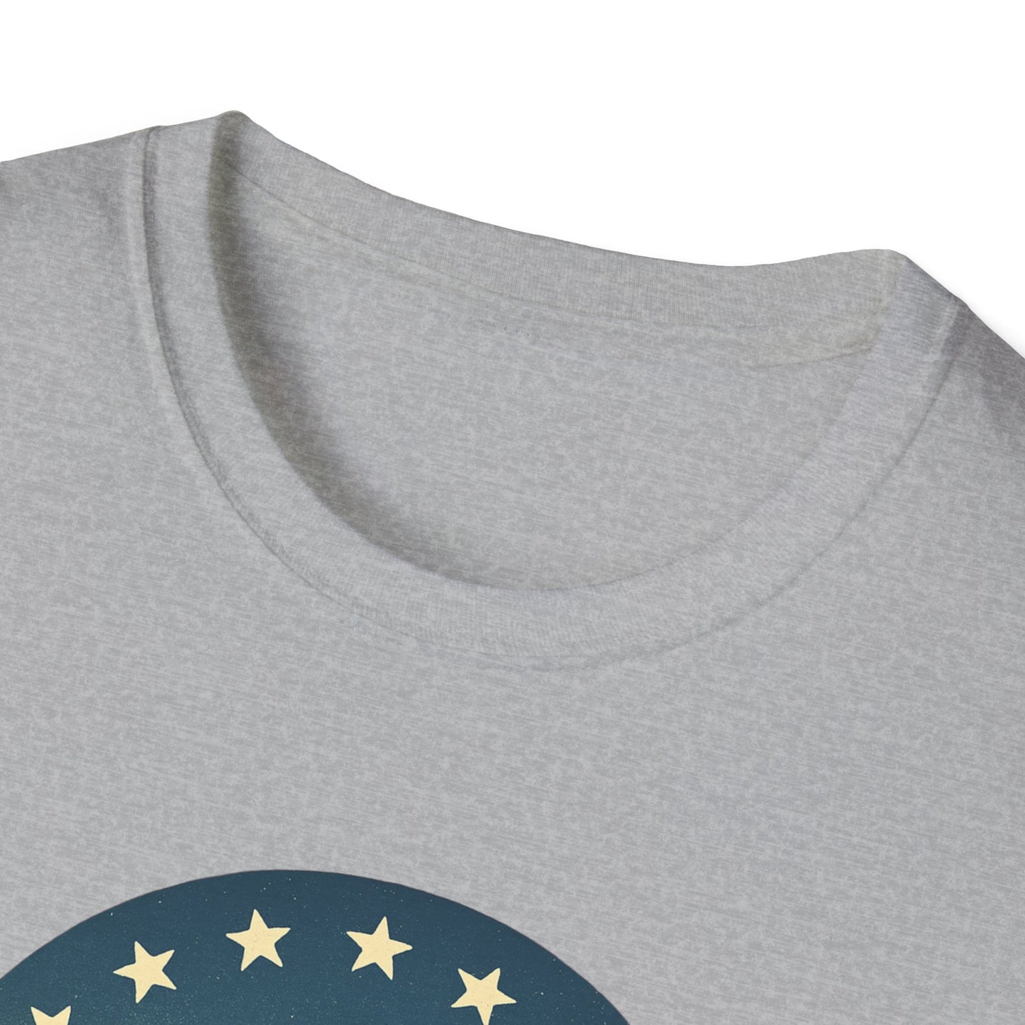 Close-up of gray Printify t-shirt collar with Grand Canyon patriotic shirt design featuring stars